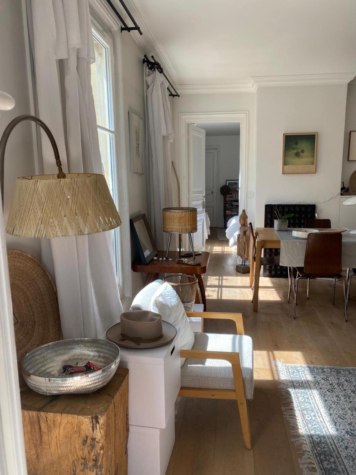 Appartement A Deux Pas Du Canal Saint Martin Parijs